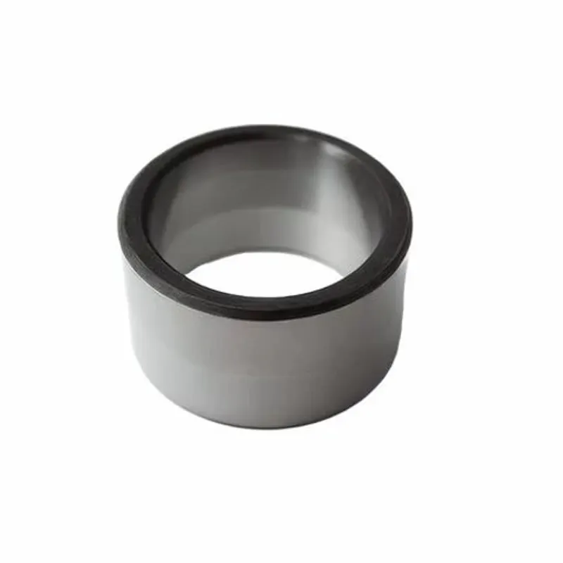 Peça código OEM 100696A1 — Bucha- 38.41mm DI x 47.65mm DE x 28.6mm C